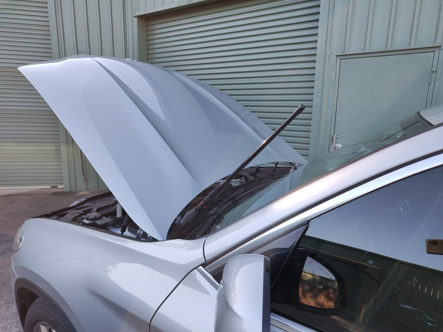 BMW X3 (G01) 2017 Bonnet Aerial UHF Antenna Bracket BB-161P