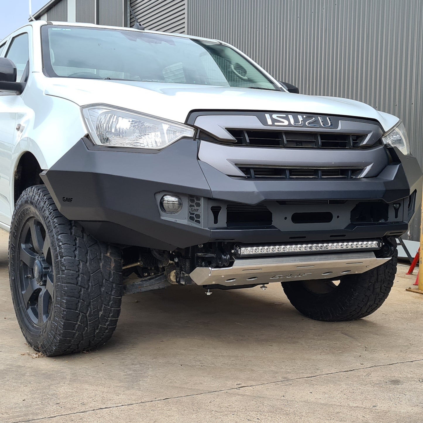 Isuzu DMAX 2021-2024.5 G6 Steel Bumper/ Bull Bar ON SALE