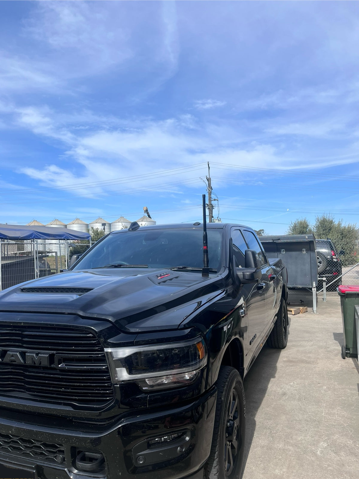 Dodge RAM 2500 5th 6th GEN Sports Bonnet Aerial UHF Bracket (2019+) 215-BB