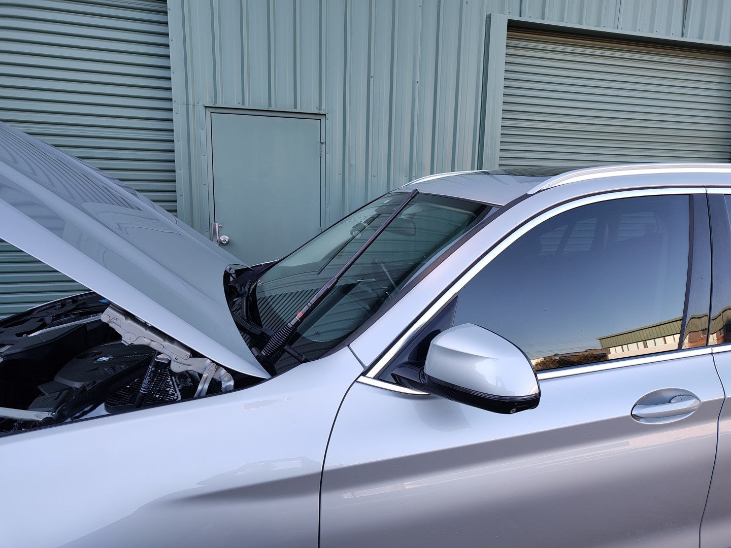 BMW X3 (G01) 2017 Bonnet Aerial UHF Antenna Bracket BB-161P