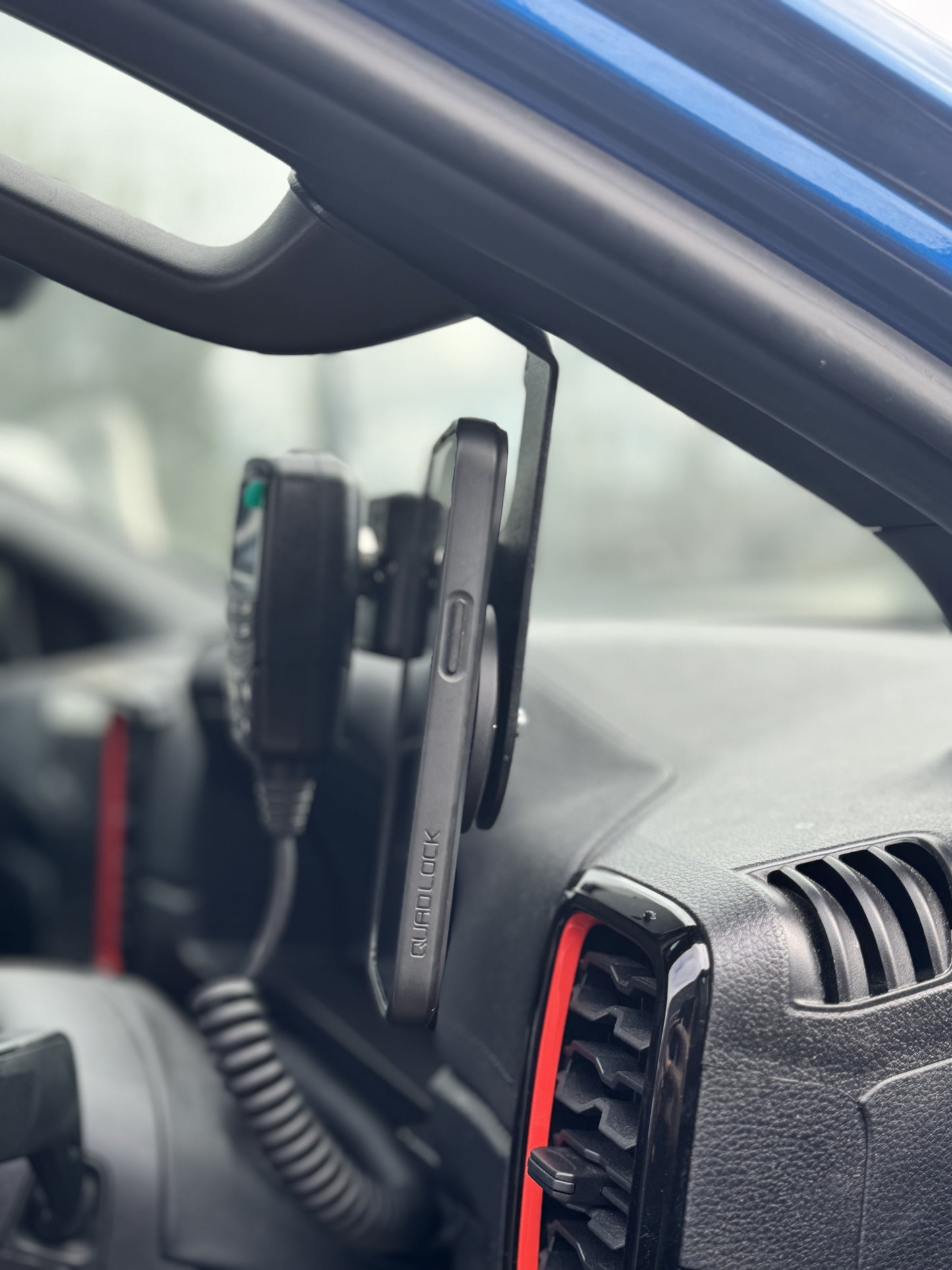Ford Raptor RA 2022+ Phone & UHF Hand Piece Holder 4003-PH-D