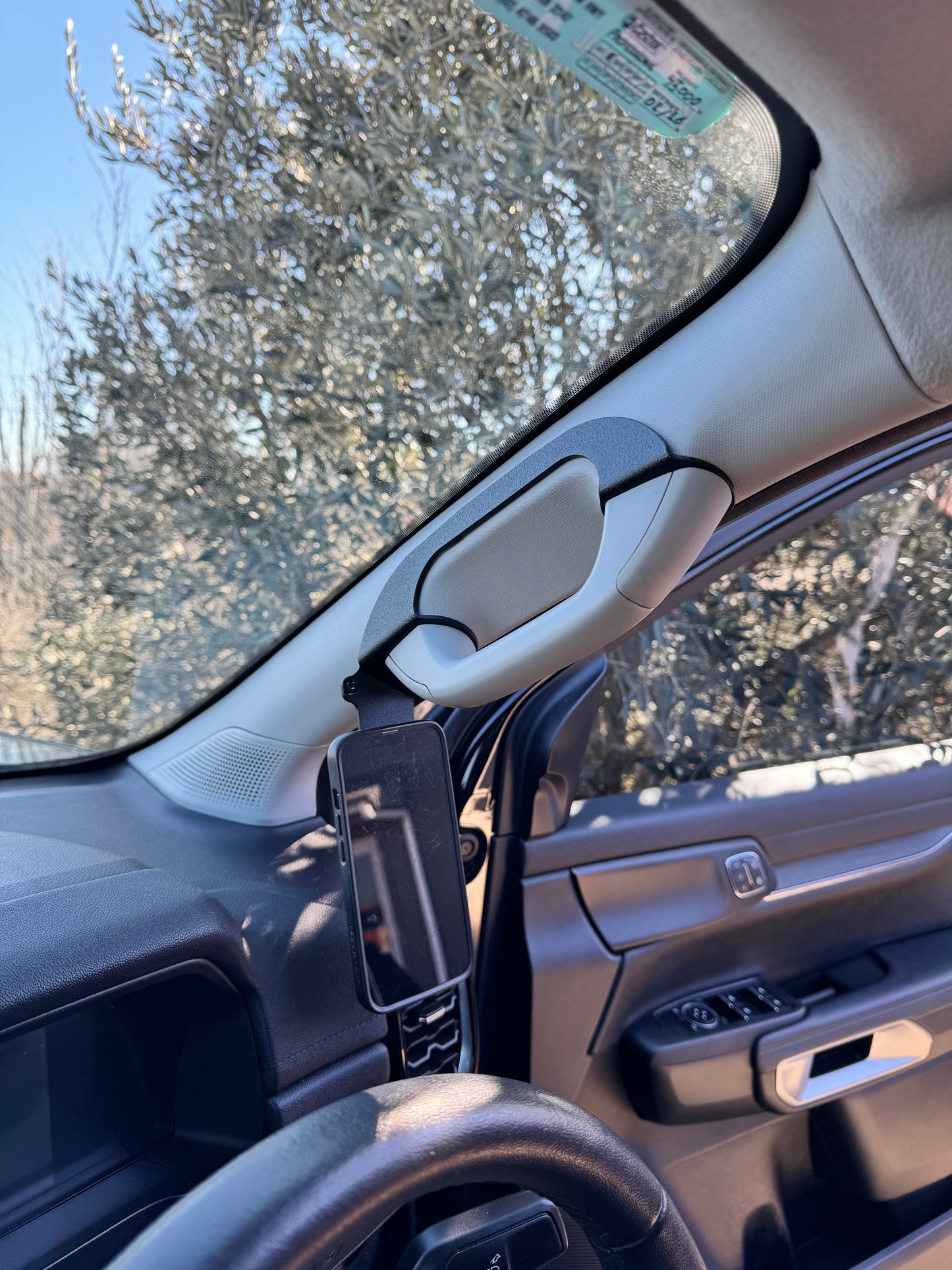 Toyota Hilux N80 2015+ Phone Holder 4010-PH-S