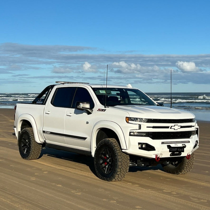 Chevrolet Silverado 1500 2019+ Fender Aerial UHF Antenna Bracket  FB-020
