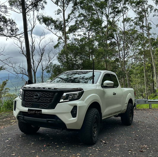 Nissan Navara NP300 2015-2022 Bonnet Bracket (With Struts)