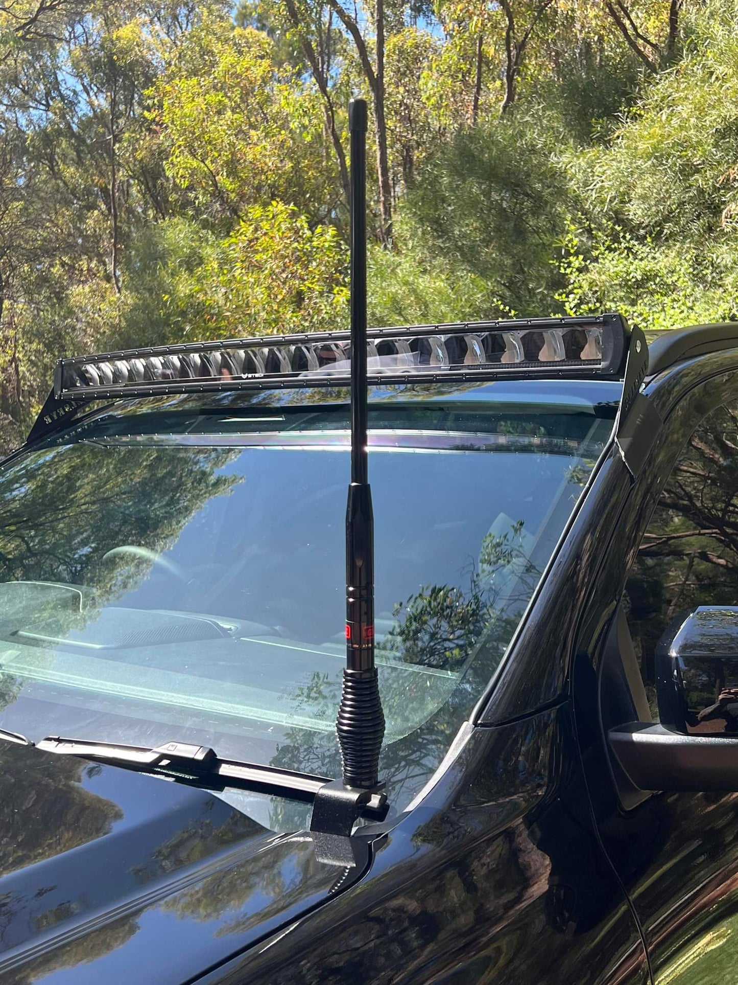 Ford Everest RA 2022+ Bonnet UHF Antenna Bracket BB-035